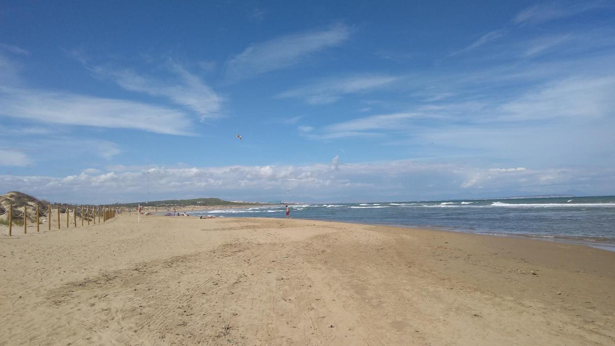 Urbanizacion Puerto Romano - Playa Ла Мата Екстериор снимка