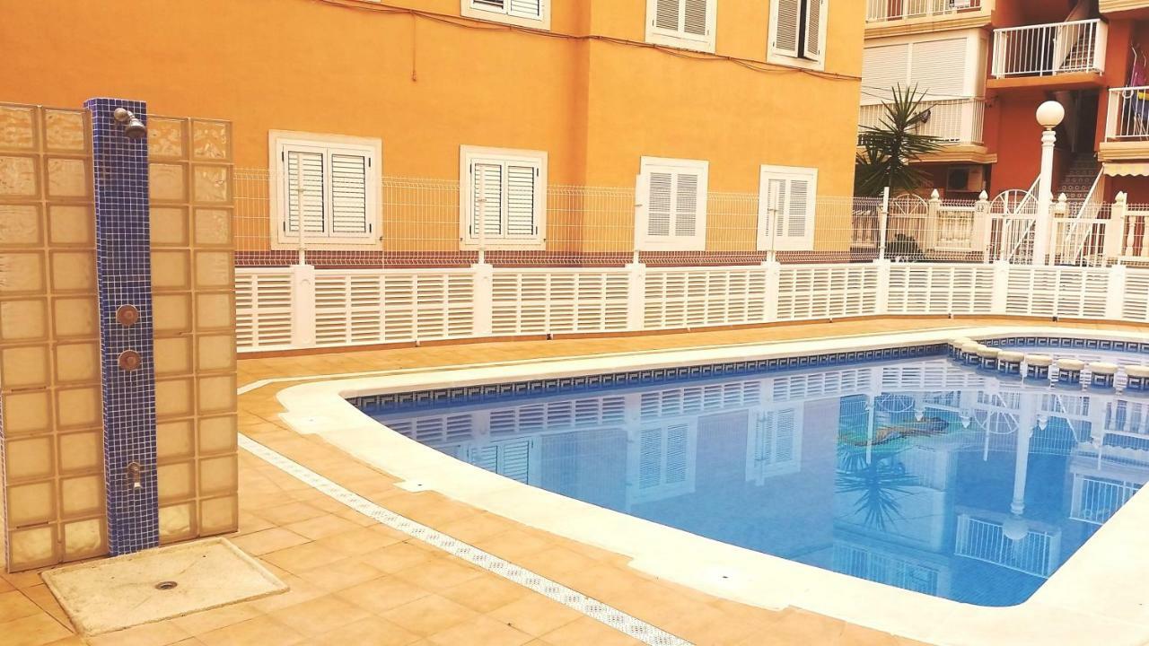 Urbanizacion Puerto Romano - Playa Ла Мата Екстериор снимка